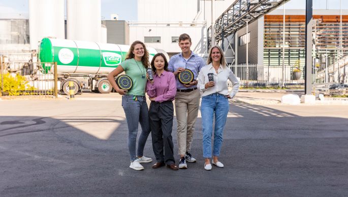 Foto - Noortje, Chuyue, Arnoud en Larissa - voor Nieuwe Donk - 3840x2160px