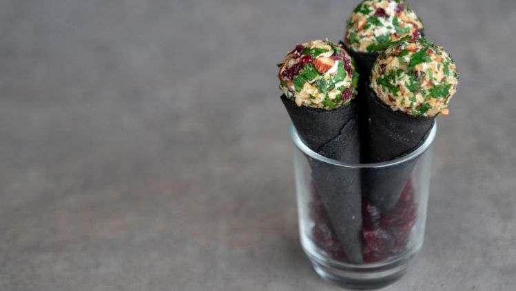 hoorntjes met bolletje geitenkaas