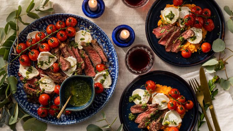 Entrecote met gerijpte geitenkaas en Italiaanse kruidenolie - 3840x2160px